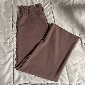 BBJ Los Angeles Dusty mauve dress pants, size s, never worn, missing belt